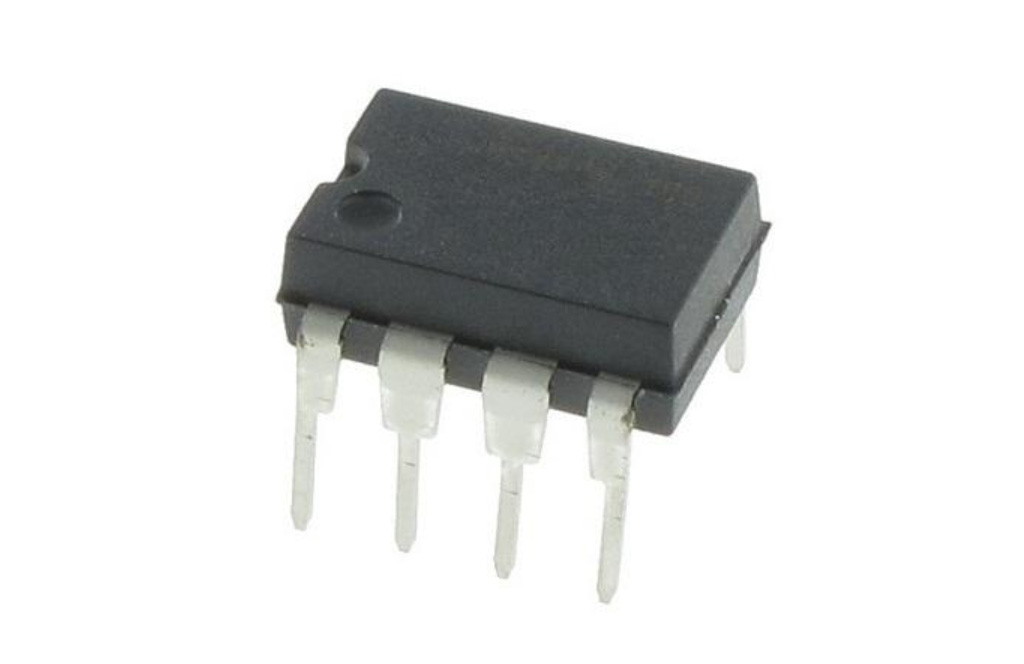電源用エラーアンプ LIA135