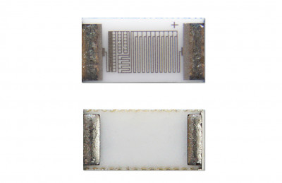 Innovative Sensor Technology SMD 白金センサ製品写真
